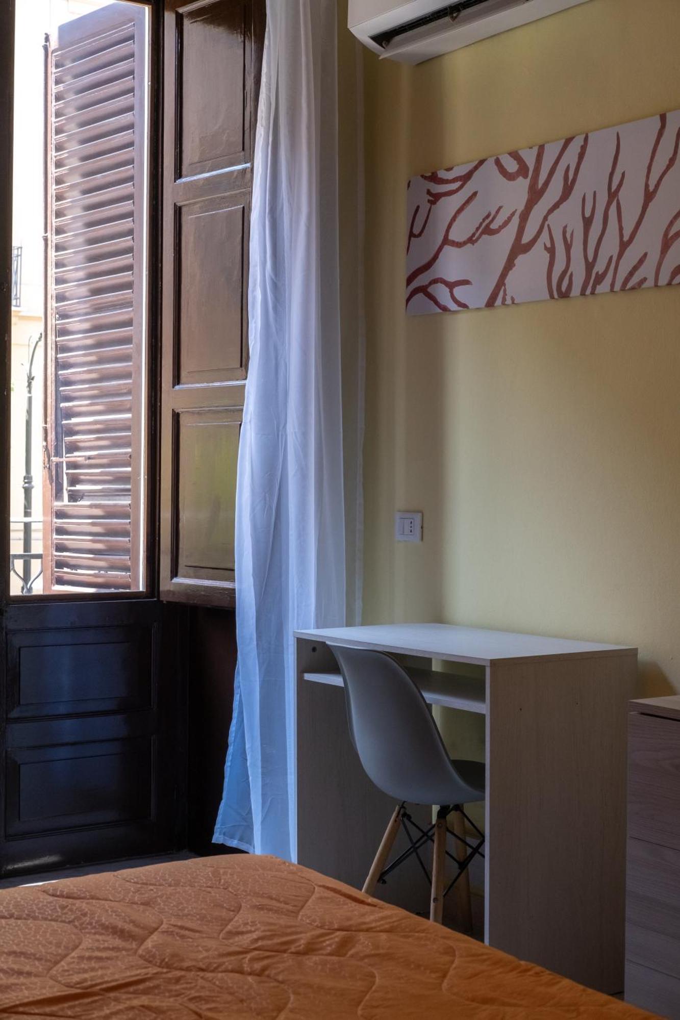 Corner Rome 433 Hotel ปาแลร์โม ภายนอก รูปภาพ