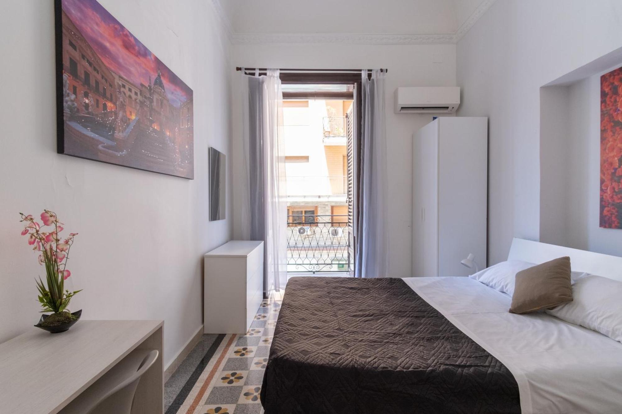 Corner Rome 433 Hotel ปาแลร์โม ภายนอก รูปภาพ